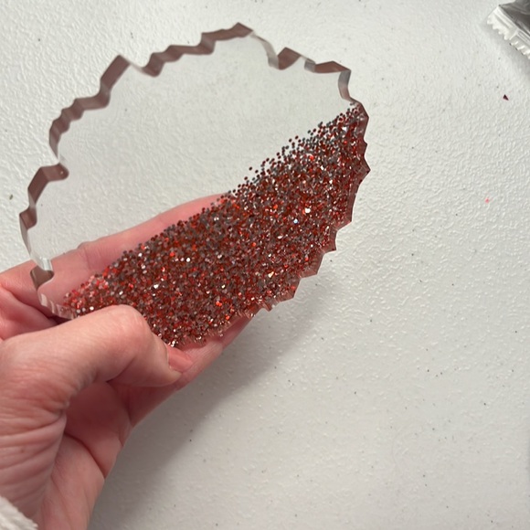 Handmade resin coaster for Christmas - Picture 3 of 4